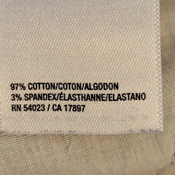 Old Navy Woman's Size 14 Classic Black Cotton Blend Chino Shorts Soft Comfy - Picture 8 of 9